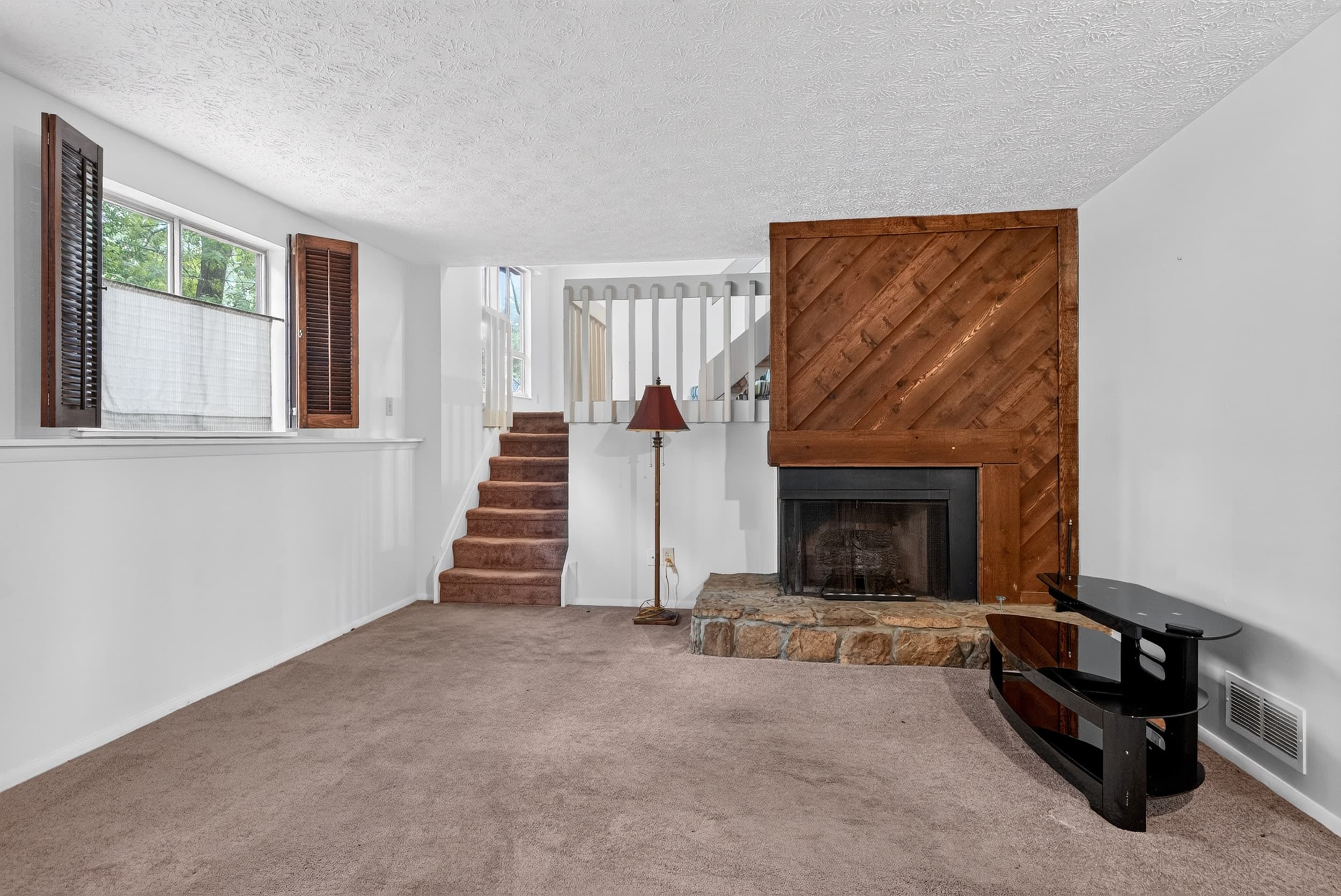 4375 Mill Court, Duluth GA — photo 09