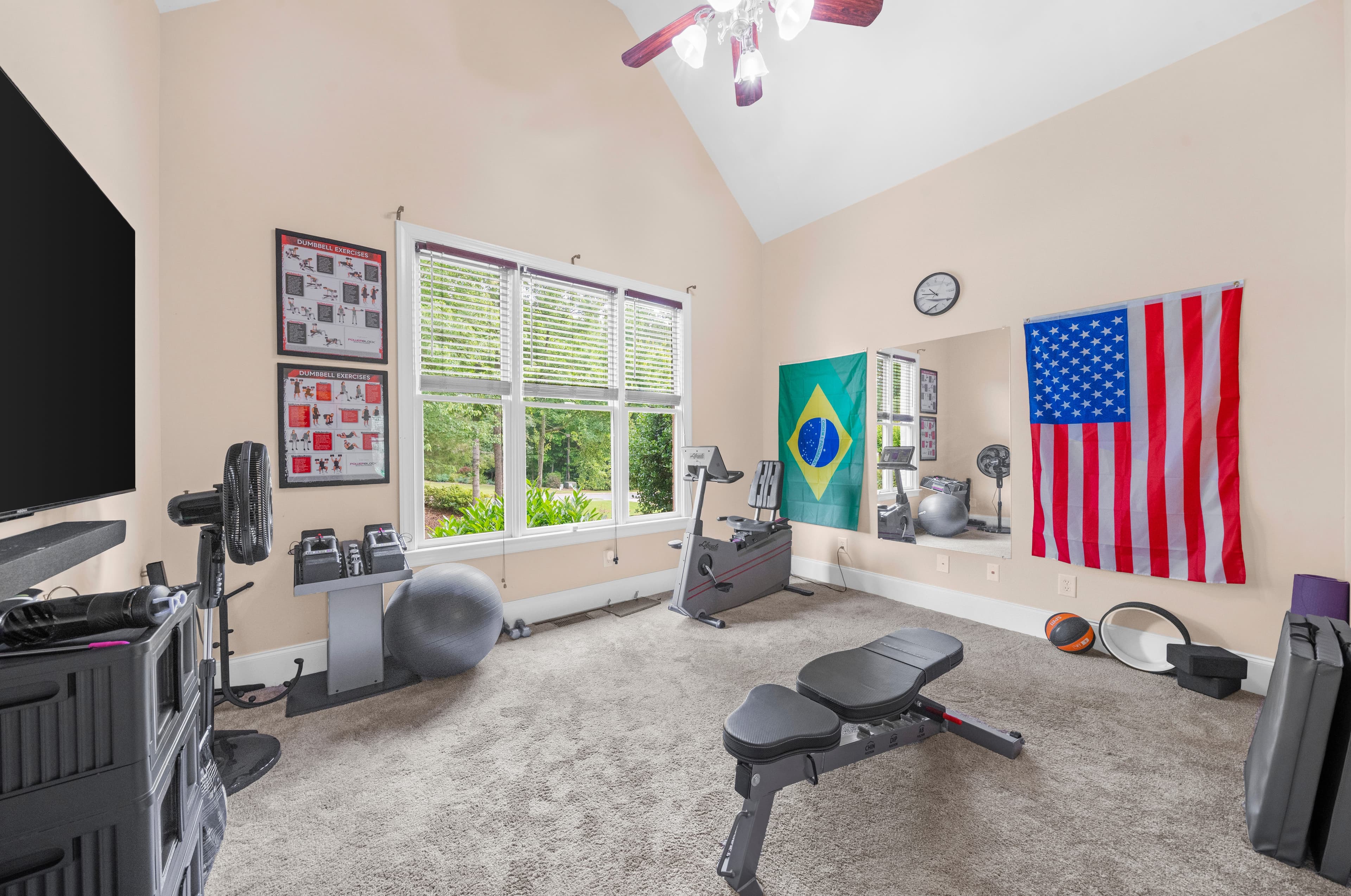 7530 Wandering Oak Way — bedrooms & bathrooms