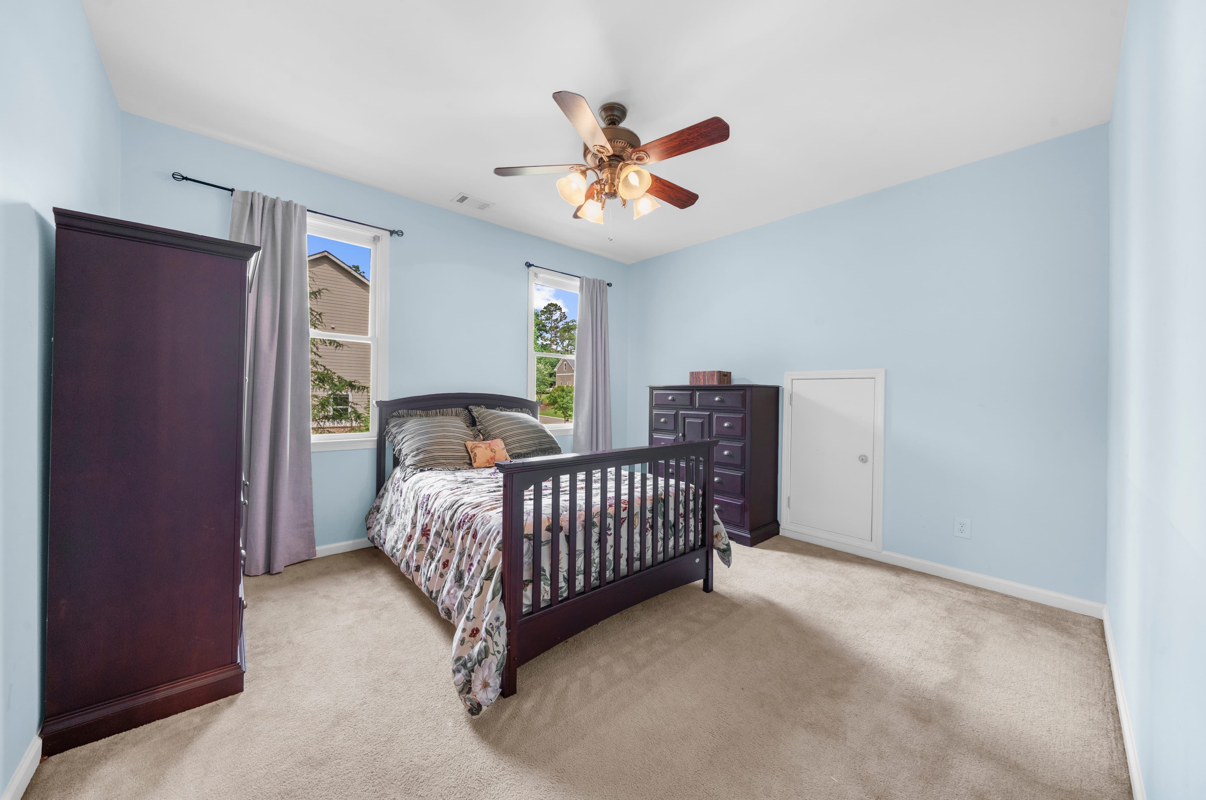 7530 Wandering Oak Way — bedrooms & bathrooms