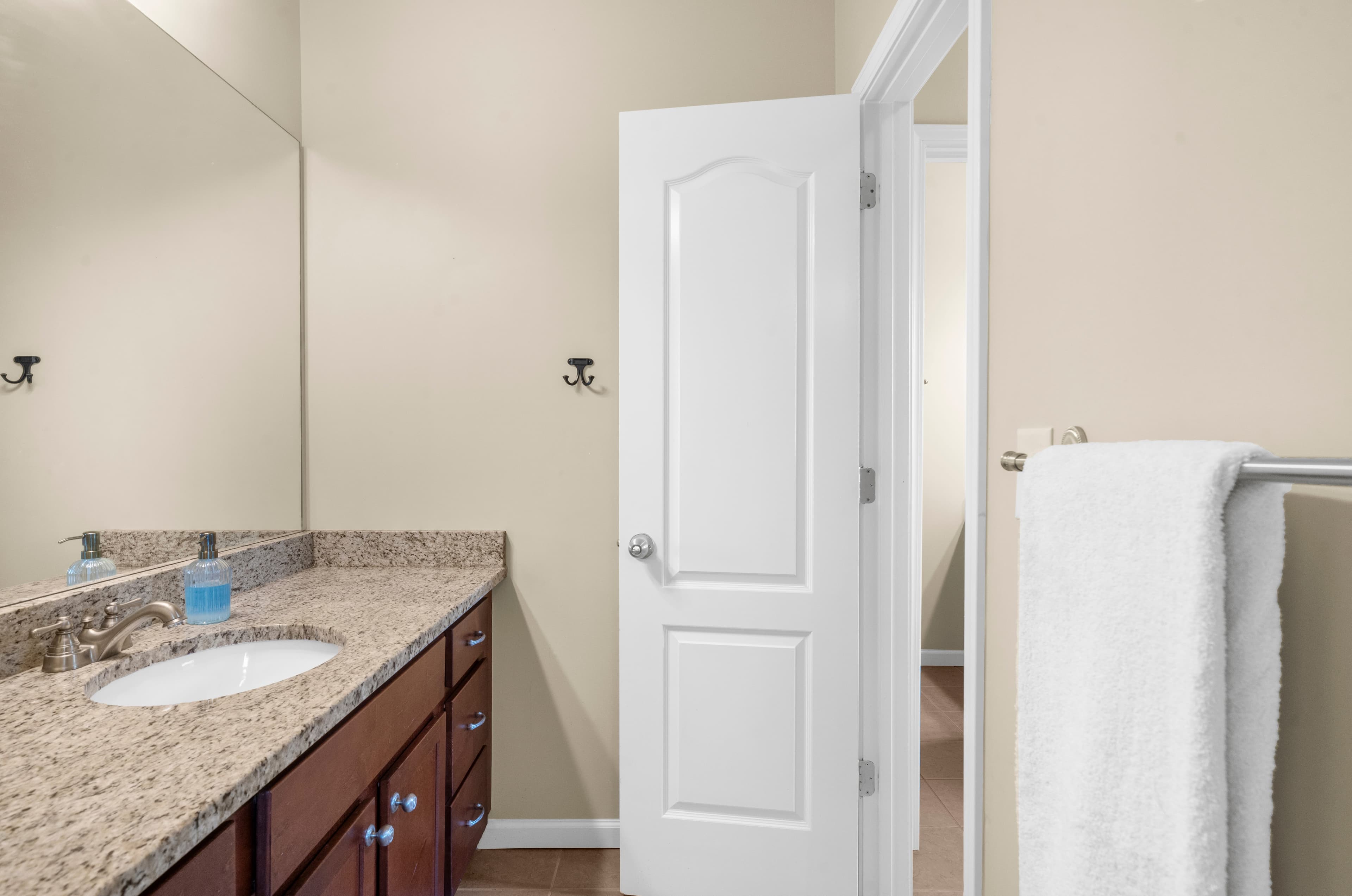7530 Wandering Oak Way — bedrooms & bathrooms