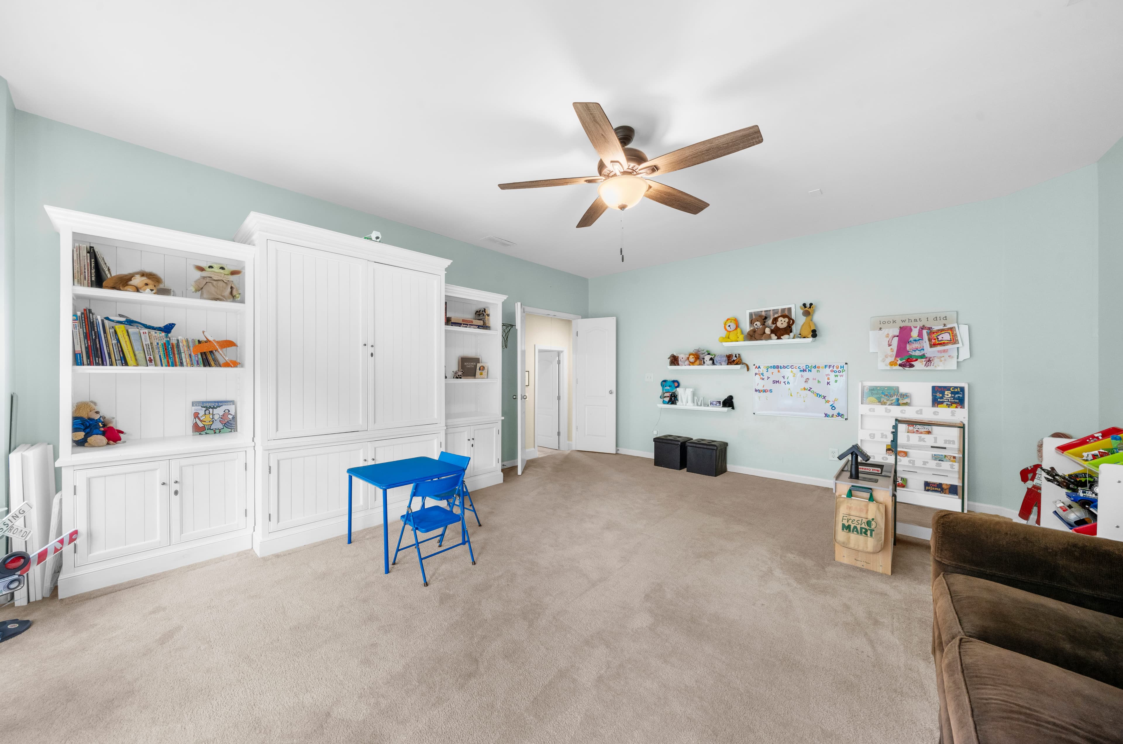 7530 Wandering Oak Way — bedrooms & bathrooms