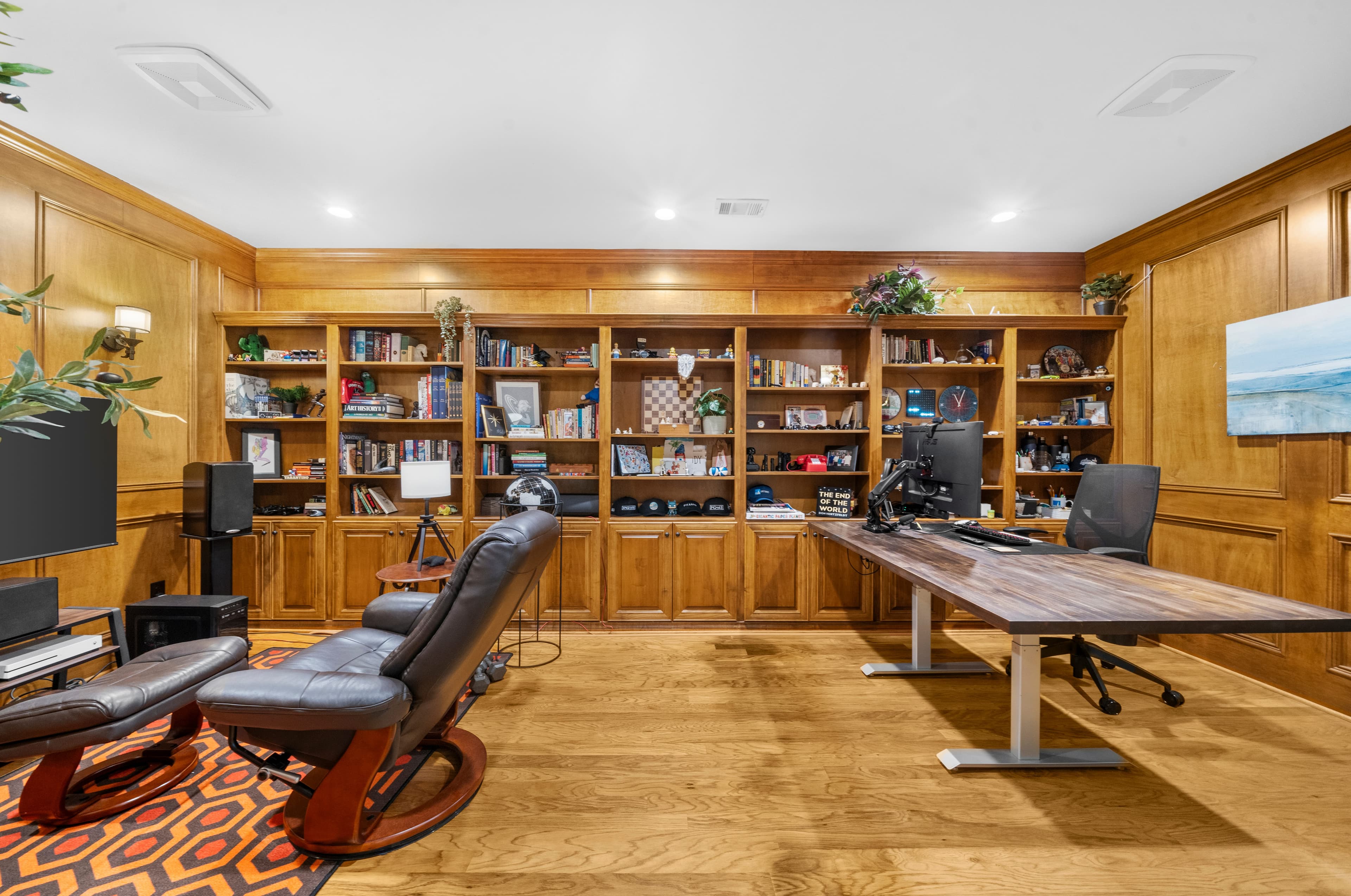 7530 Wandering Oak Way — bedrooms & bathrooms