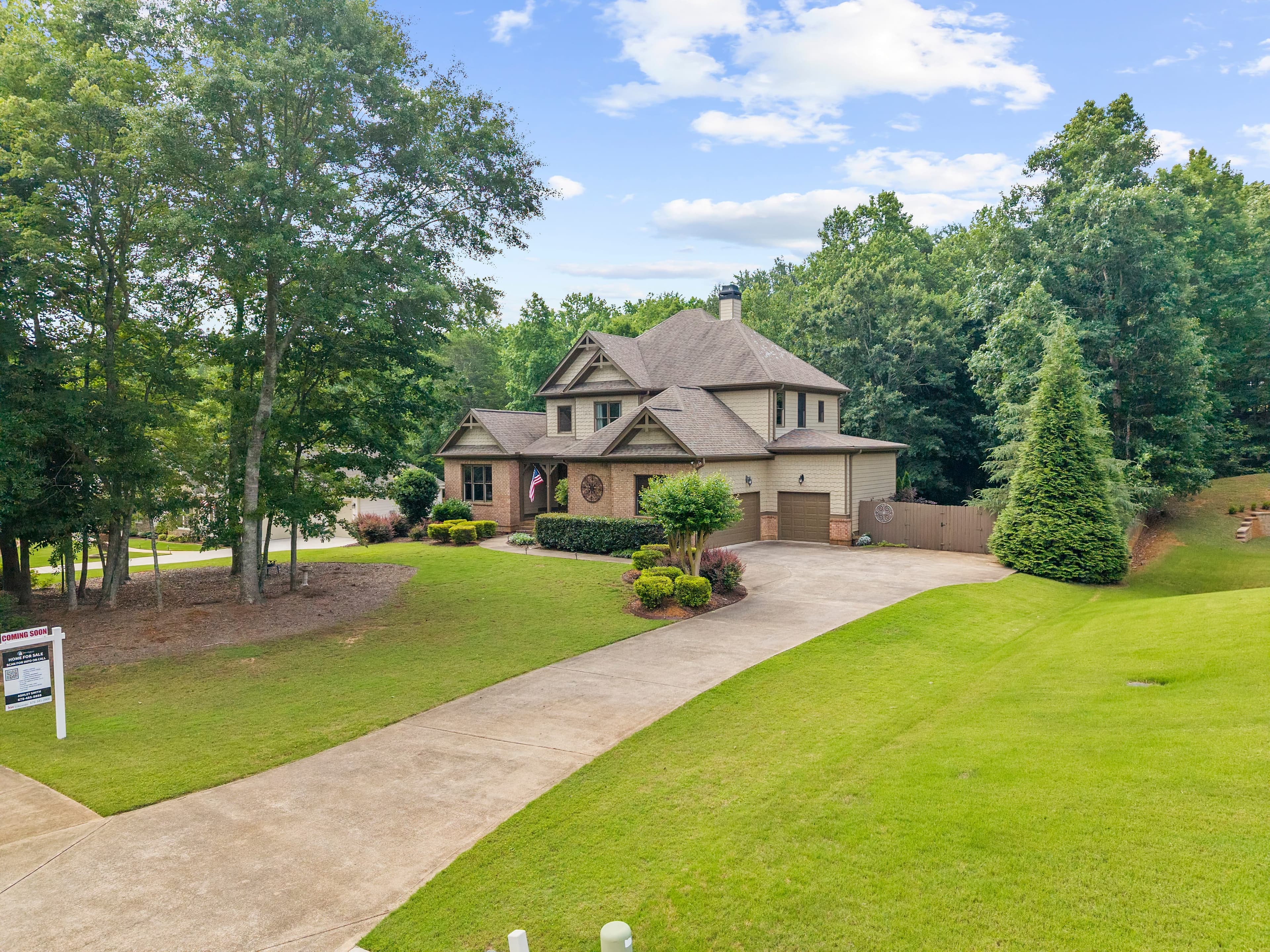 7530 Wandering Oak Way — aerial views