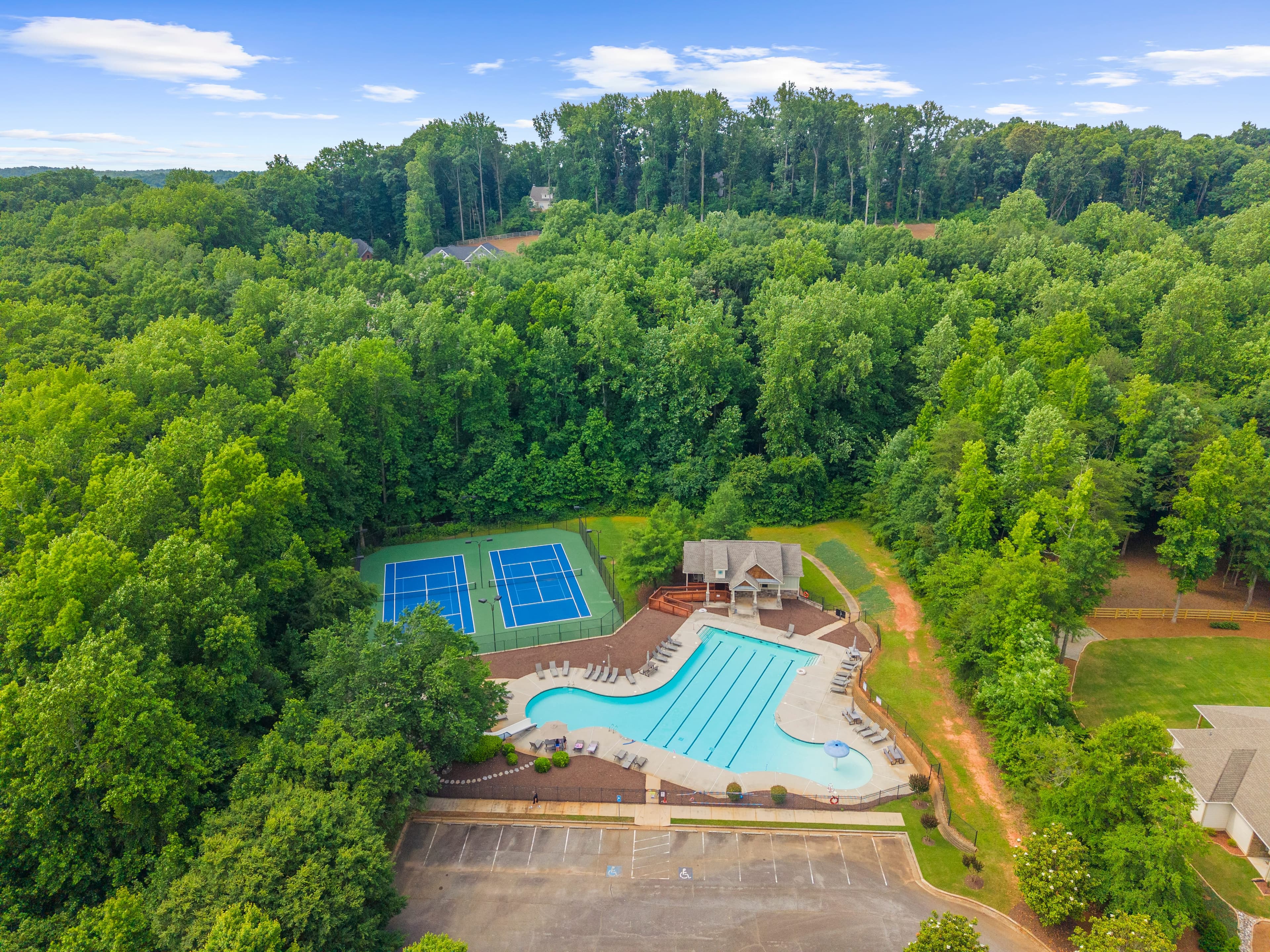 7530 Wandering Oak Way — aerial views