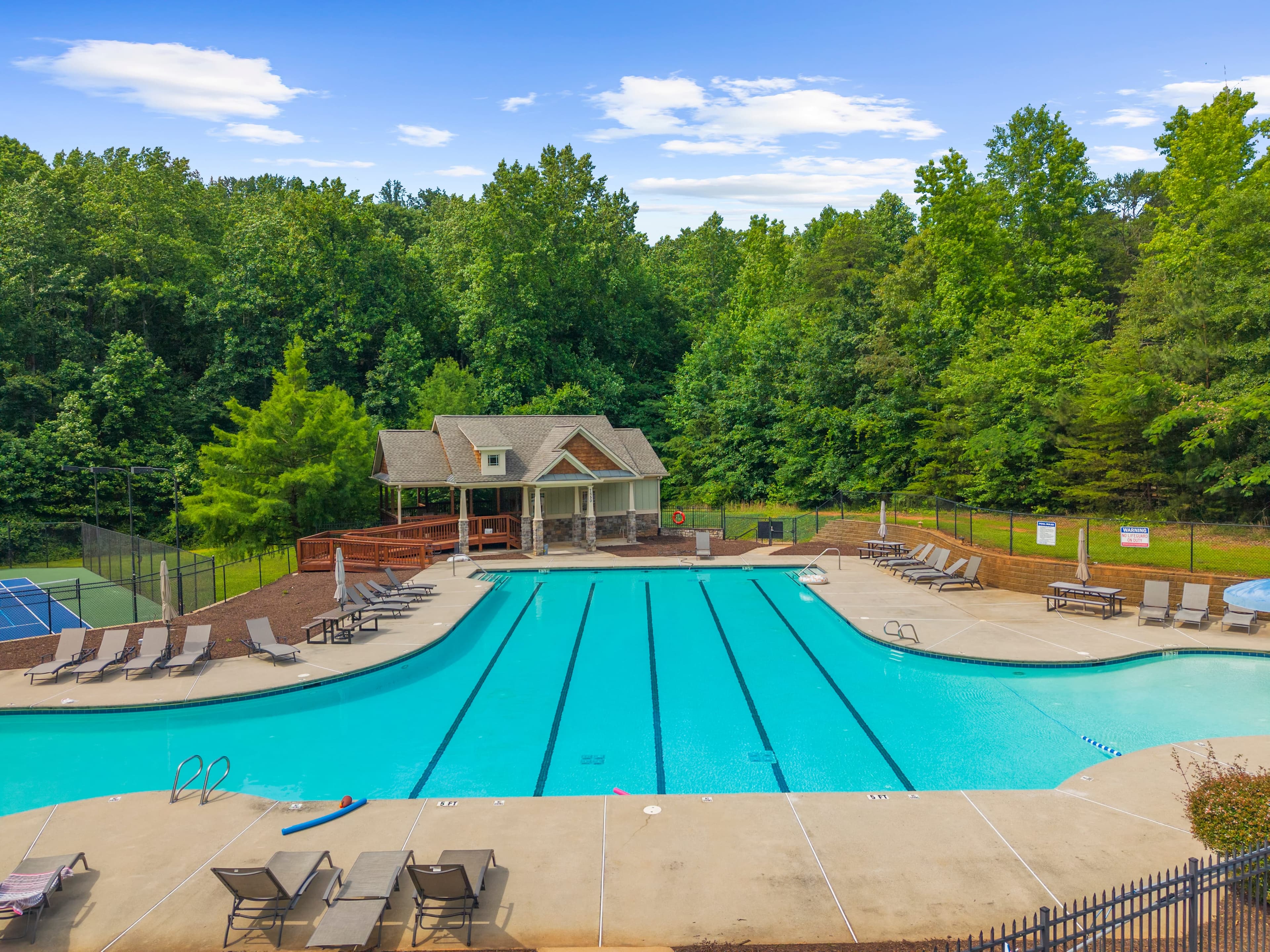 7530 Wandering Oak Way — aerial views