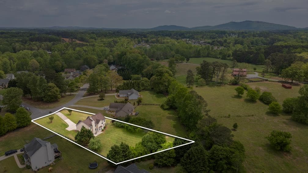 8sp2mhp26p at 4810 haley farms drive