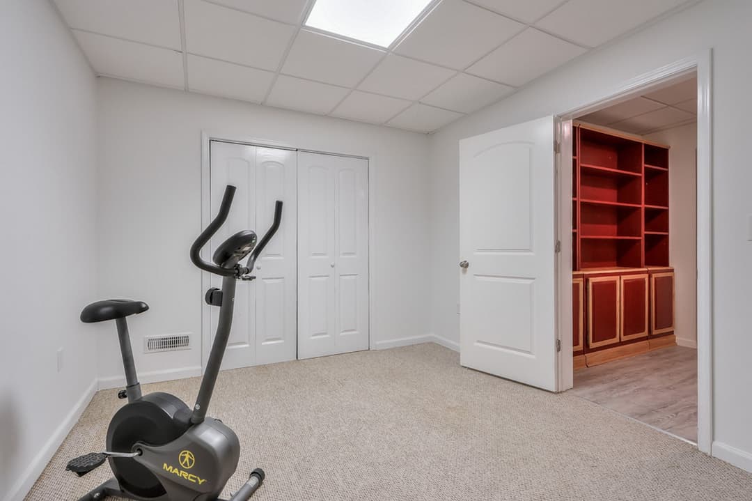 2905 Marymount Dr at 2905 marymount drive