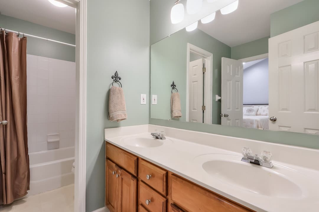 2905 Marymount Dr at 2905 marymount drive