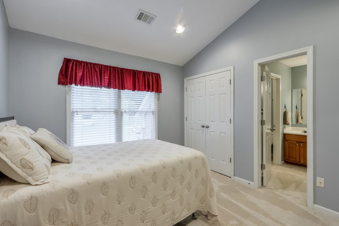 2905 Marymount Dr at 2905 marymount drive