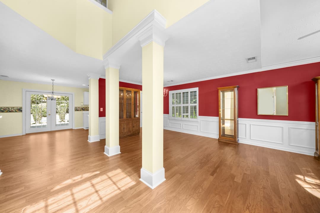 Interior and property view 7 of 1010 Bradford Drive, Roswell GA — three-bedroom home in the Crabapple Creek neighborhood
