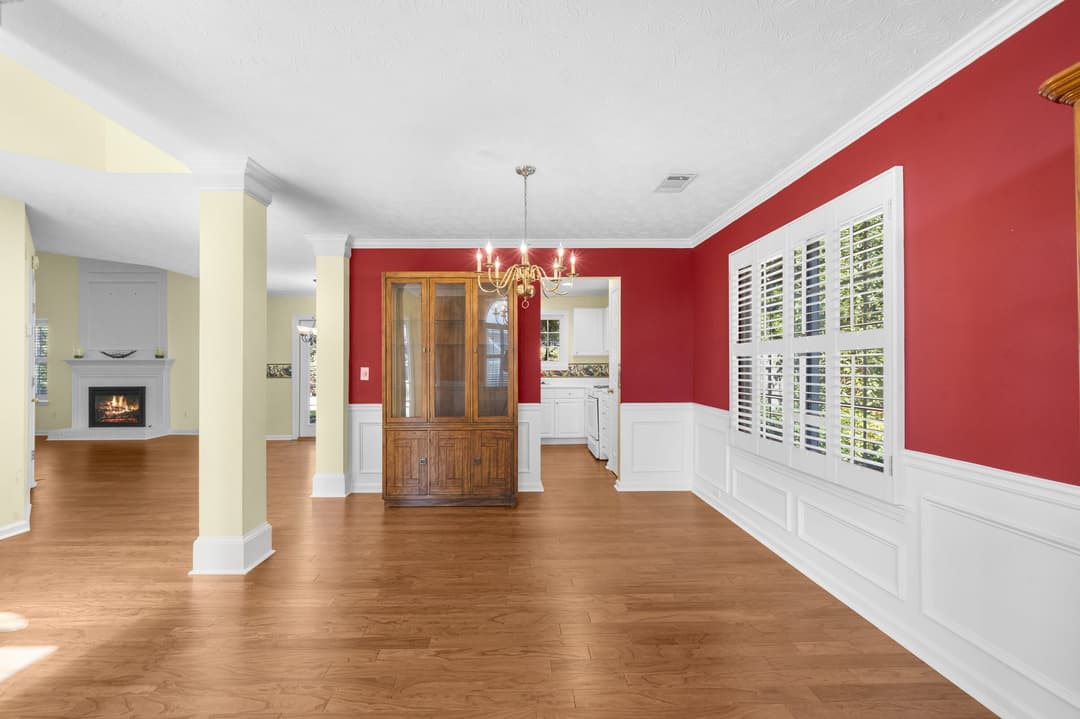 Interior and property view 8 of 1010 Bradford Drive, Roswell GA — three-bedroom home in the Crabapple Creek neighborhood