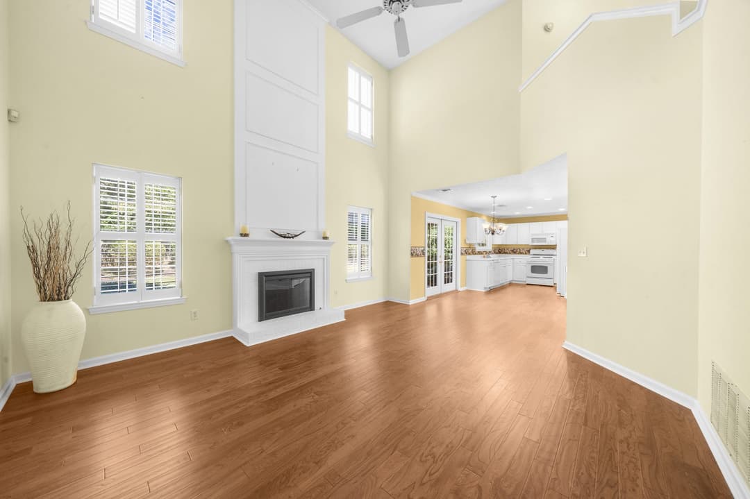 Interior and property view 10 of 1010 Bradford Drive, Roswell GA — three-bedroom home in the Crabapple Creek neighborhood