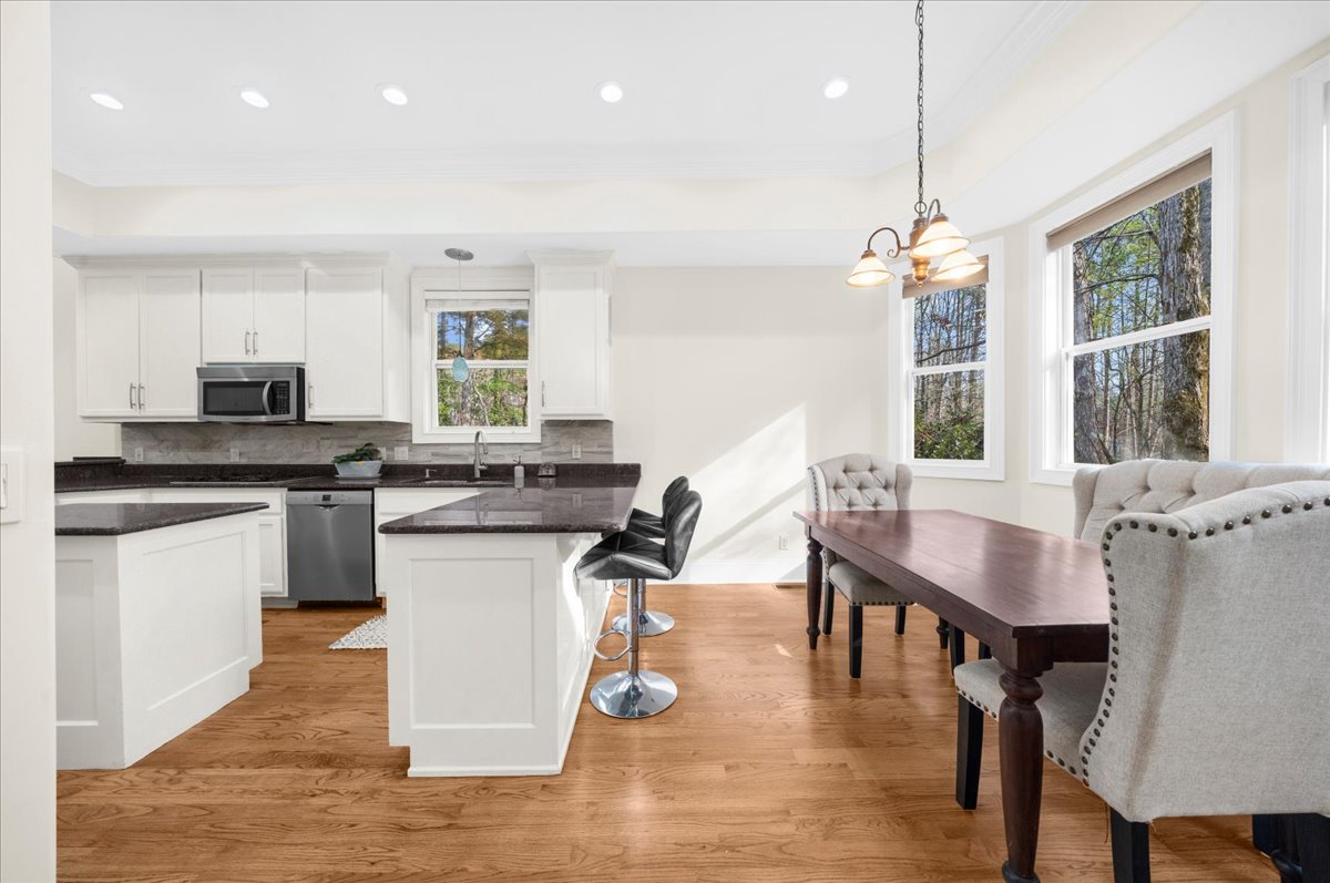 Open floor plan showing breakfast nook and kitchen