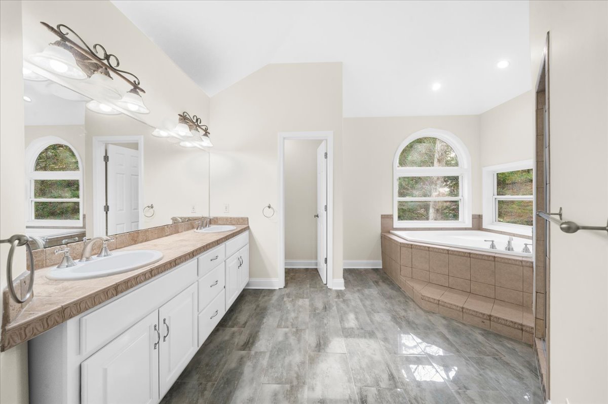 Second primary bathroom